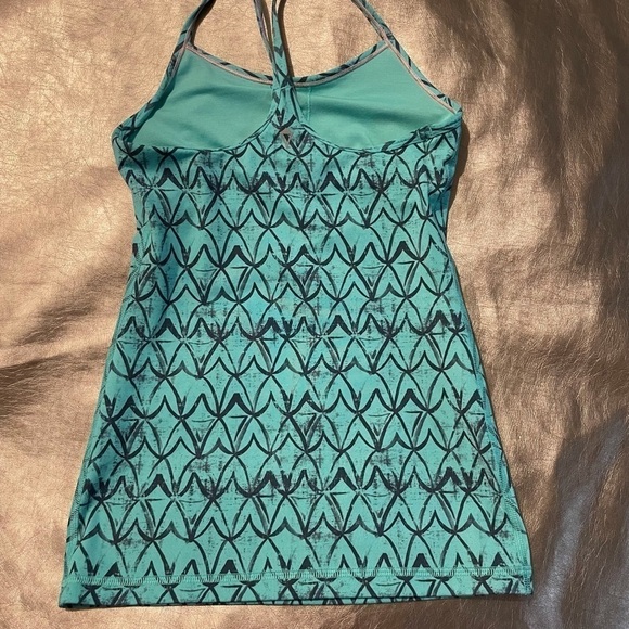 Ivivva Tumblin’ Tank - Picture 2 of 6